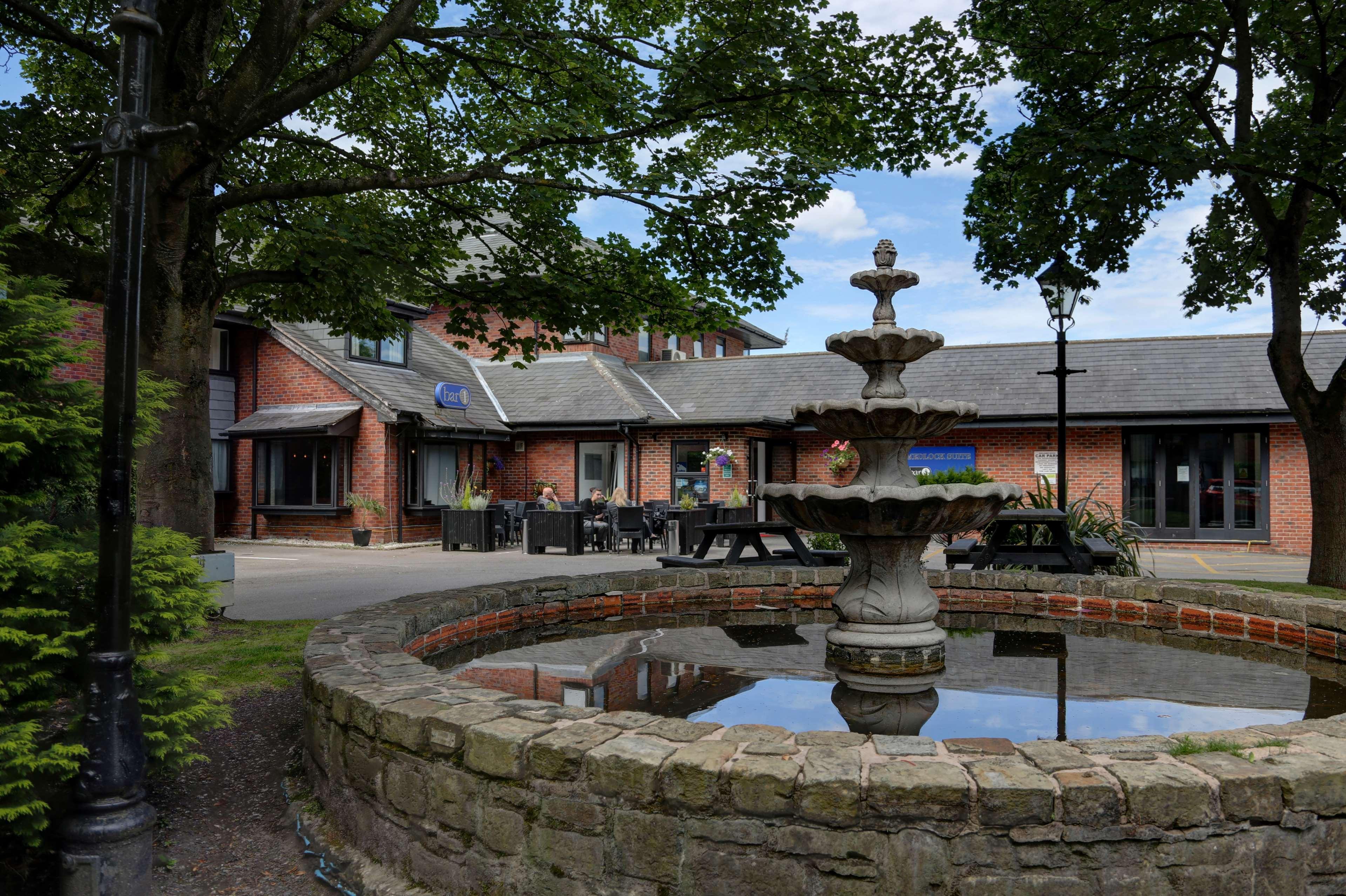 Hotel - - Oldham By Ihg