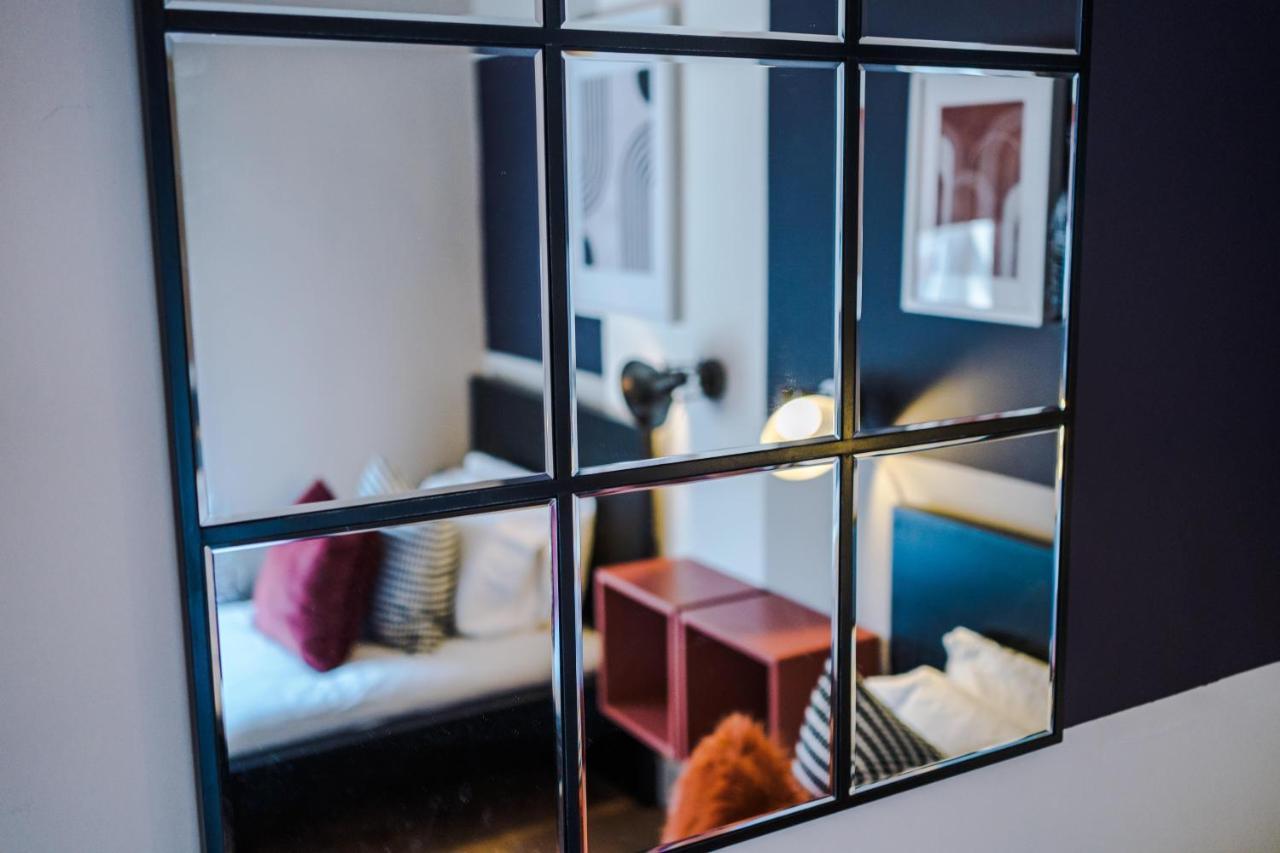 Four Bedroom Urban Hosted By Mcr Dens Manchester