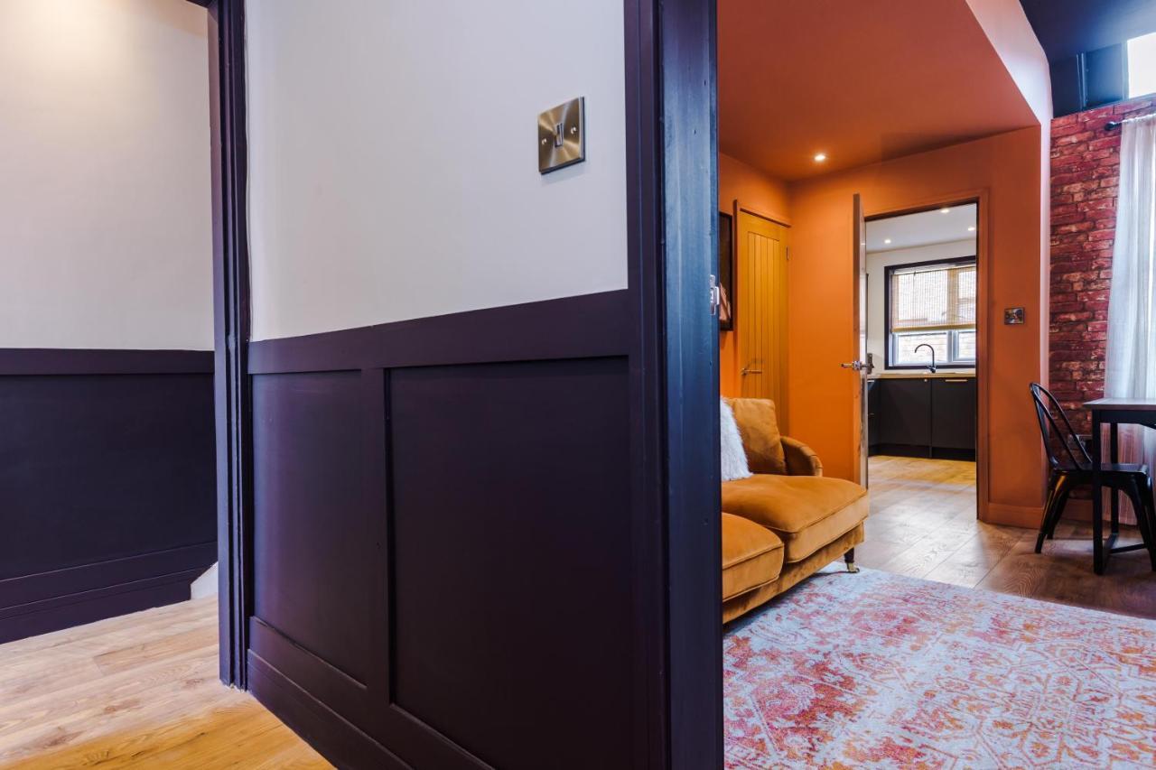 Holiday home Four Bedroom Urban Hosted By Mcr Dens Manchester