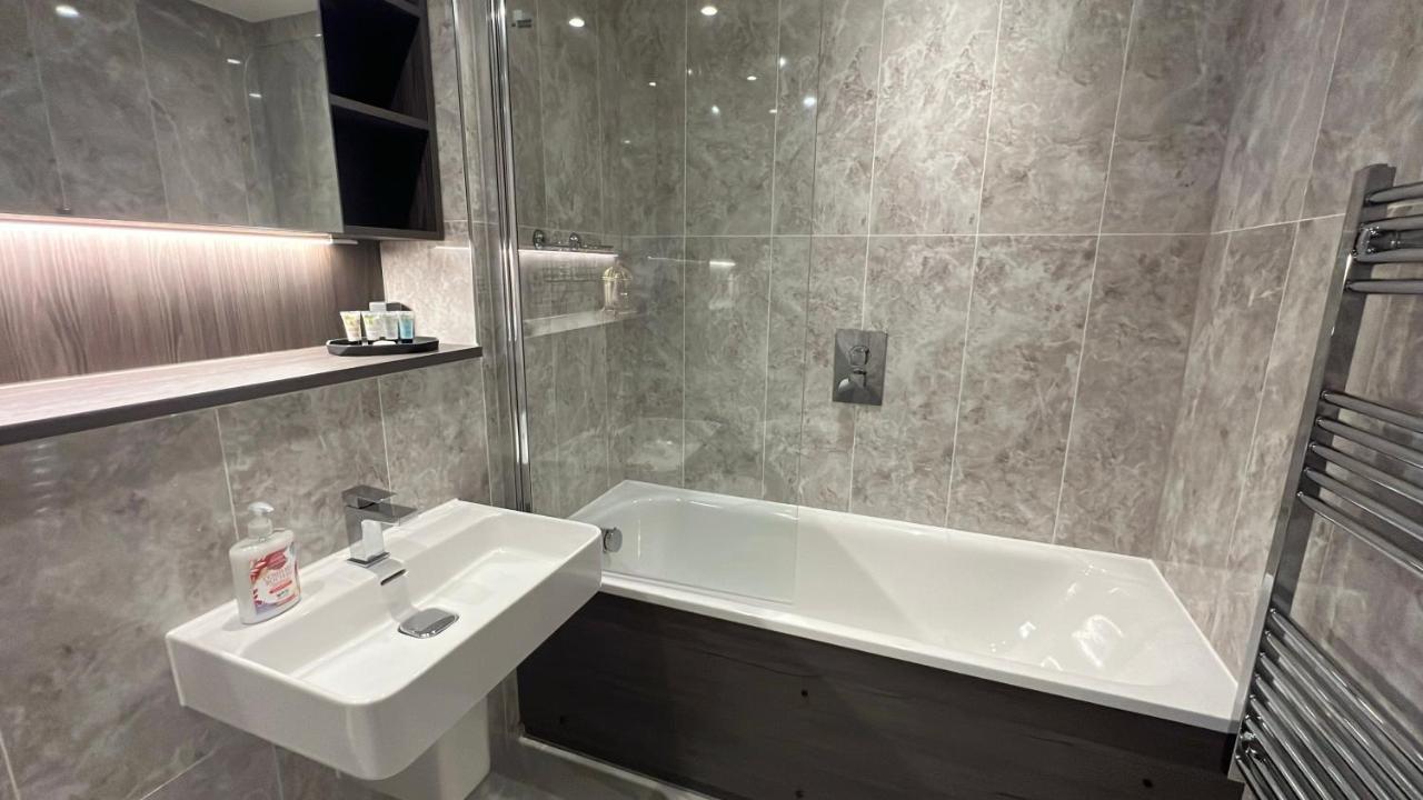 Apartment Luxury 2 Bedroom In Deansgate Views *