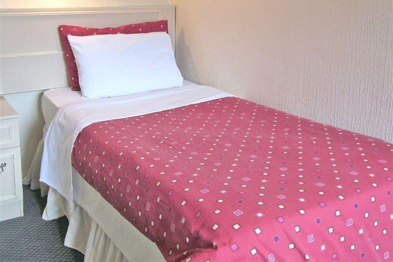 Oyo 346 Hotel