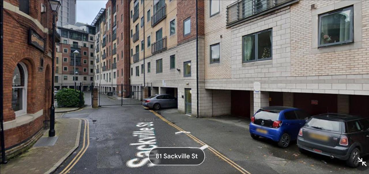 Lovely 2-bedroom Apartment, Free Parking Apartment