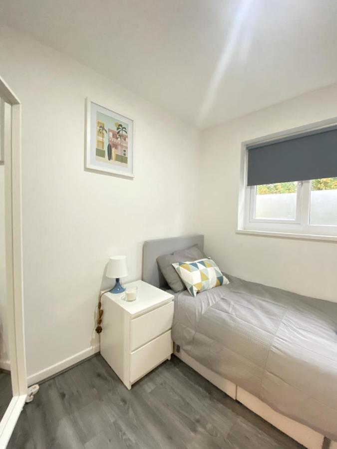 Bea Elcot Close Homestay Manchester