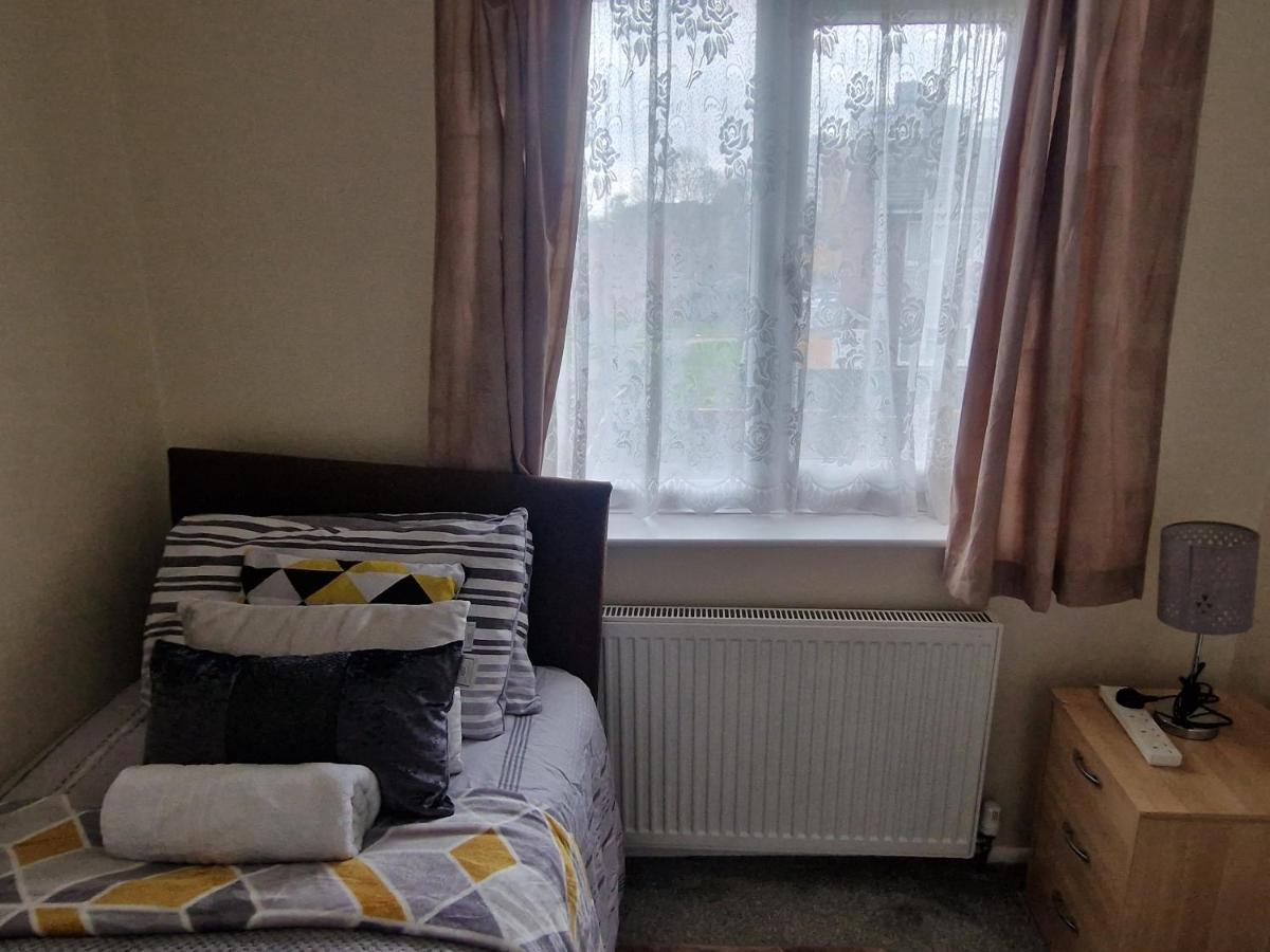 Homestay The Pride Of Manchester, Trafford Manchester