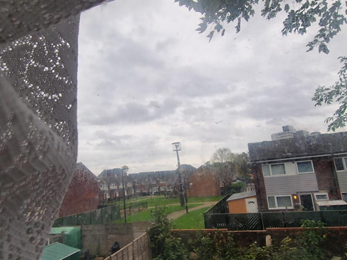 Homestay The Pride Of Manchester, Trafford