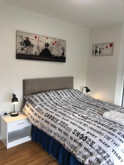 Apartment Amazing 3 Bed Penthouse With Large Balcony Manchester