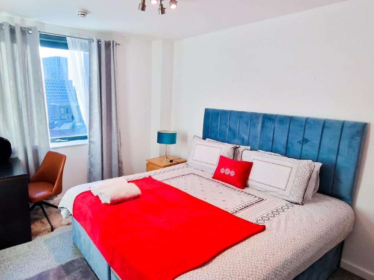 Apartment Lovely 2-bedroom Apartment, Free Parking *