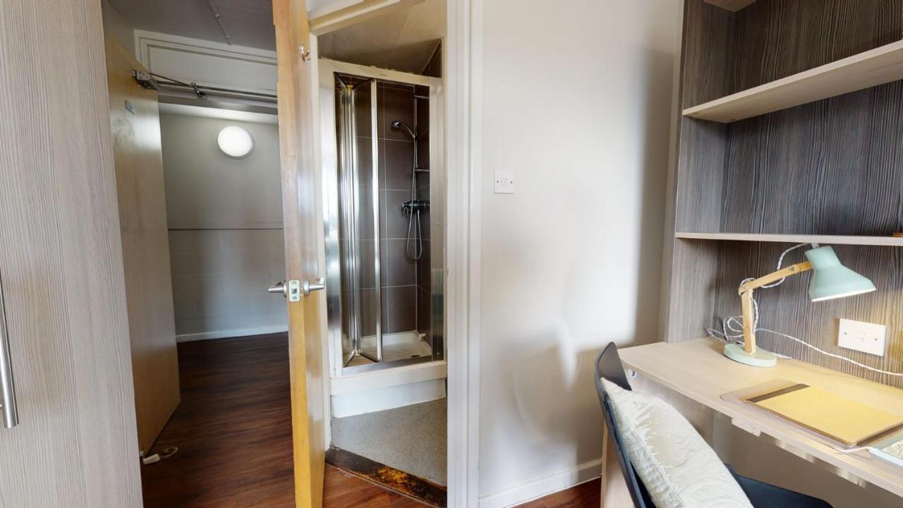 For Students Only Cosy Private Bedrooms At Lambert House In