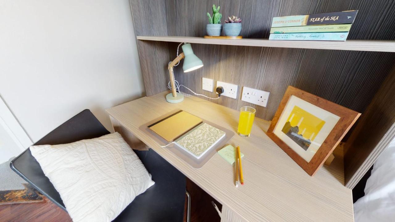 For Students Only Cosy Private Bedrooms At Lambert House In Apartment *