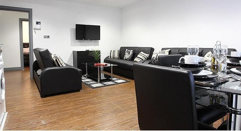 Apartment Lewis In The Heart Of The Northern Quarter Sleeps Up To 12 *