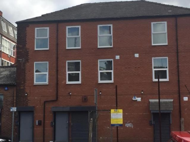 Lewis In The Heart Of The Northern Quarter Sleeps Up To 12 Apartment Manchester