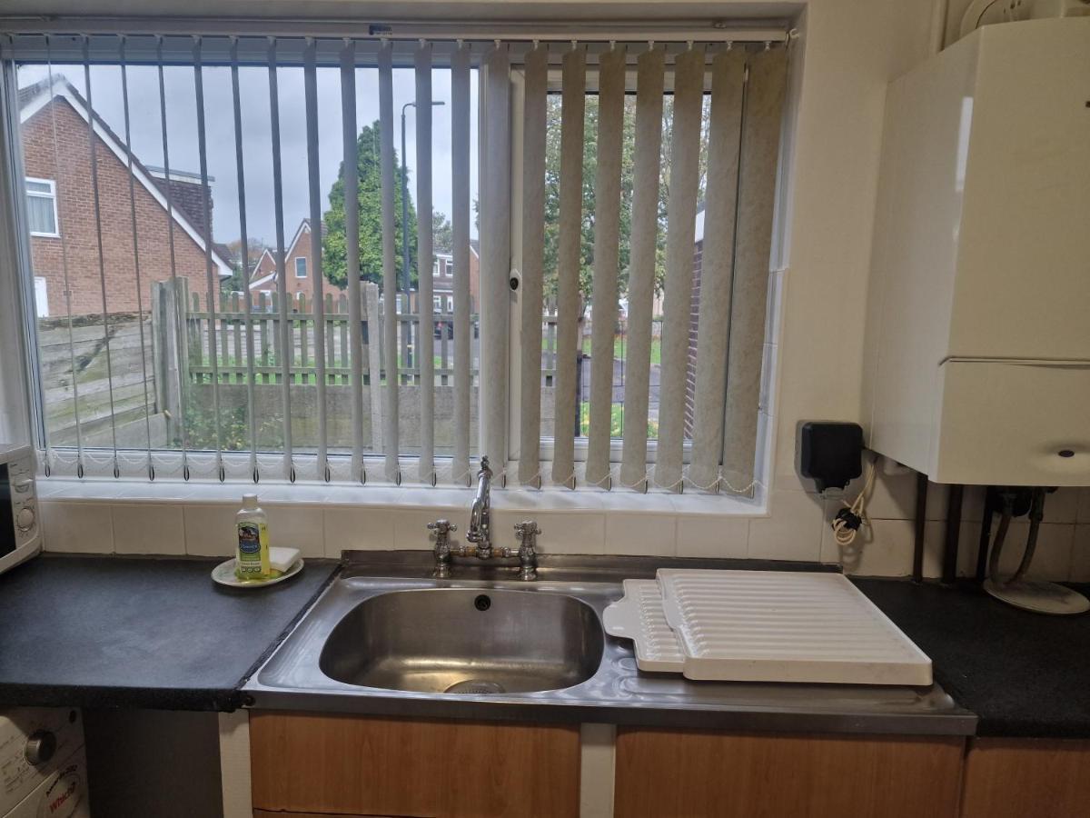 Homestay The Pride Of Manchester, Trafford