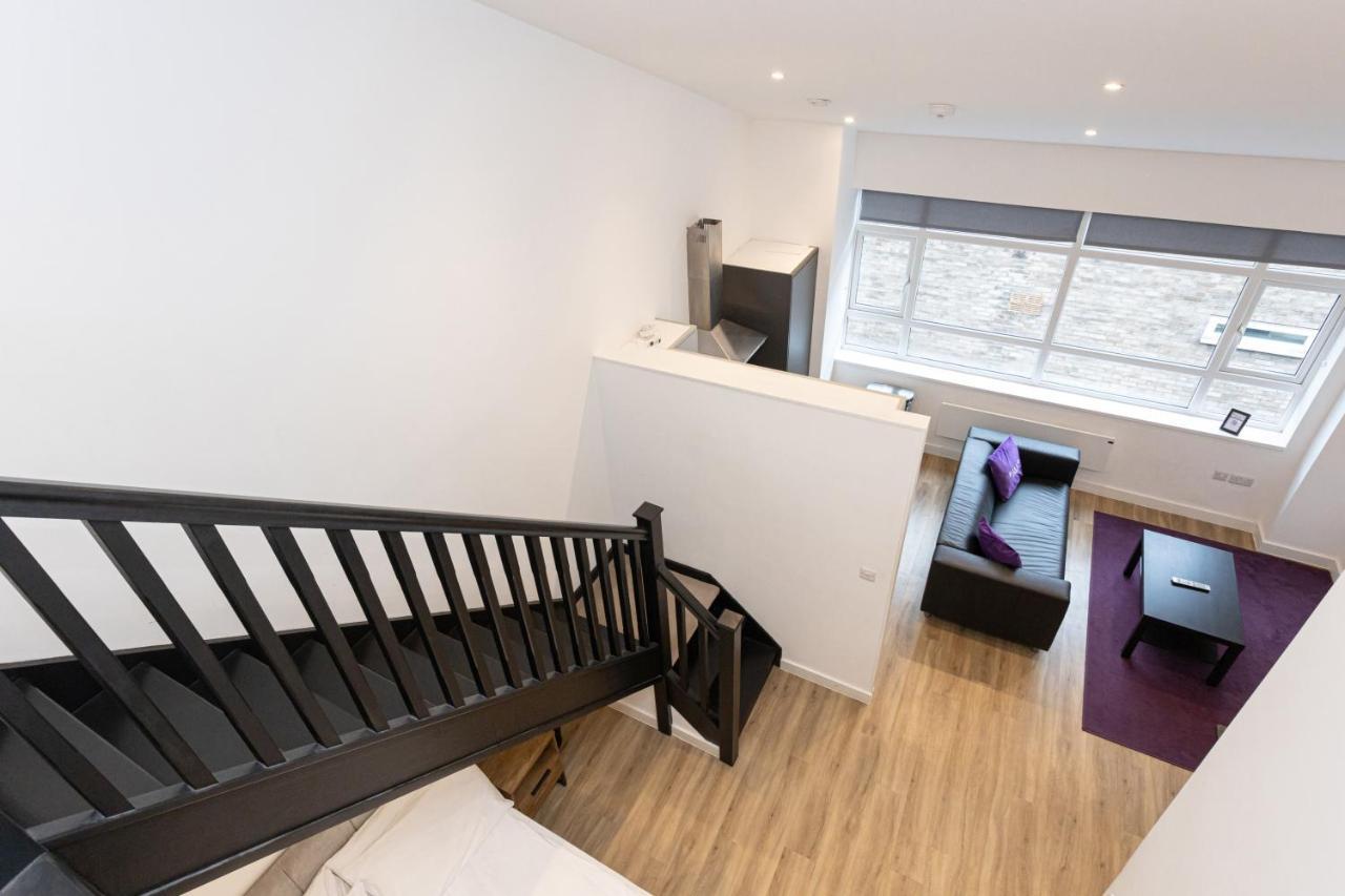 Pillo Serviced - Arena Apartment Manchester