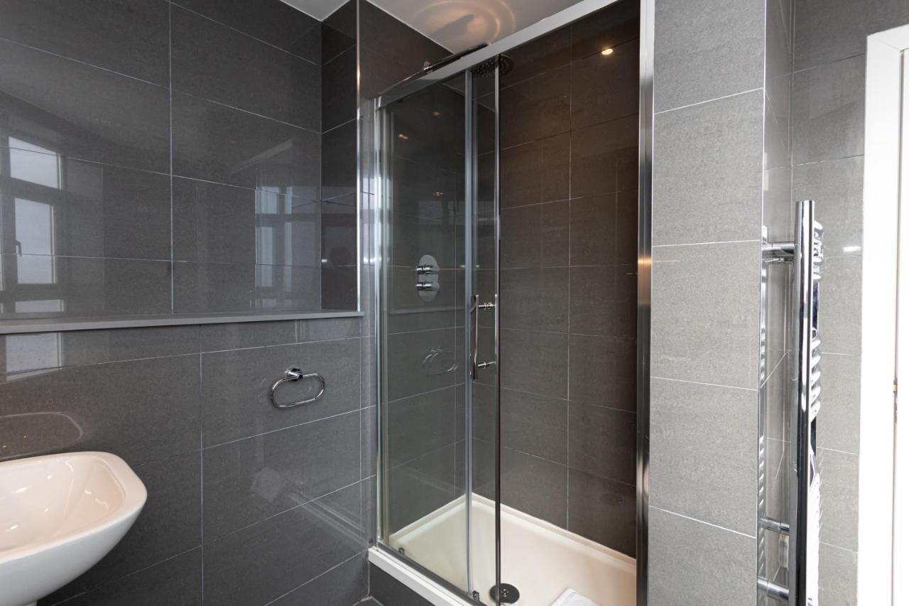 Pillo Serviced - Arena Apartment