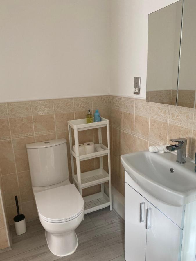 Marine Viewing 2 Bedrooms Flat * Manchester