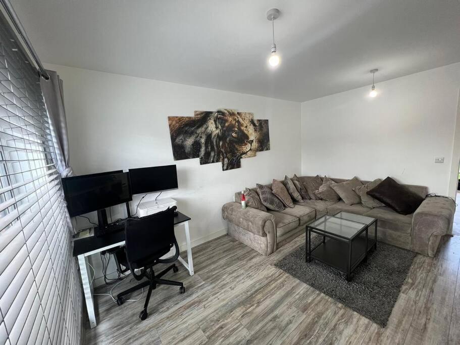 Holiday home Two Bed In Manchester, Etihad Clayton *