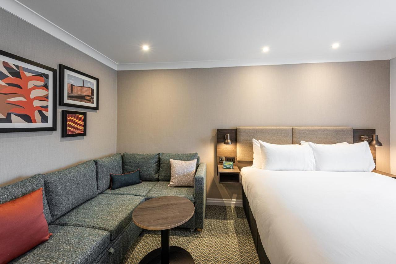 Hotel - - Oldham By Ihg Manchester