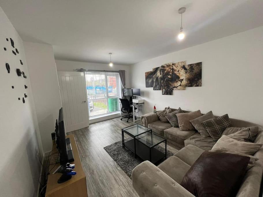 Holiday home Two Bed In Manchester, Etihad Clayton *