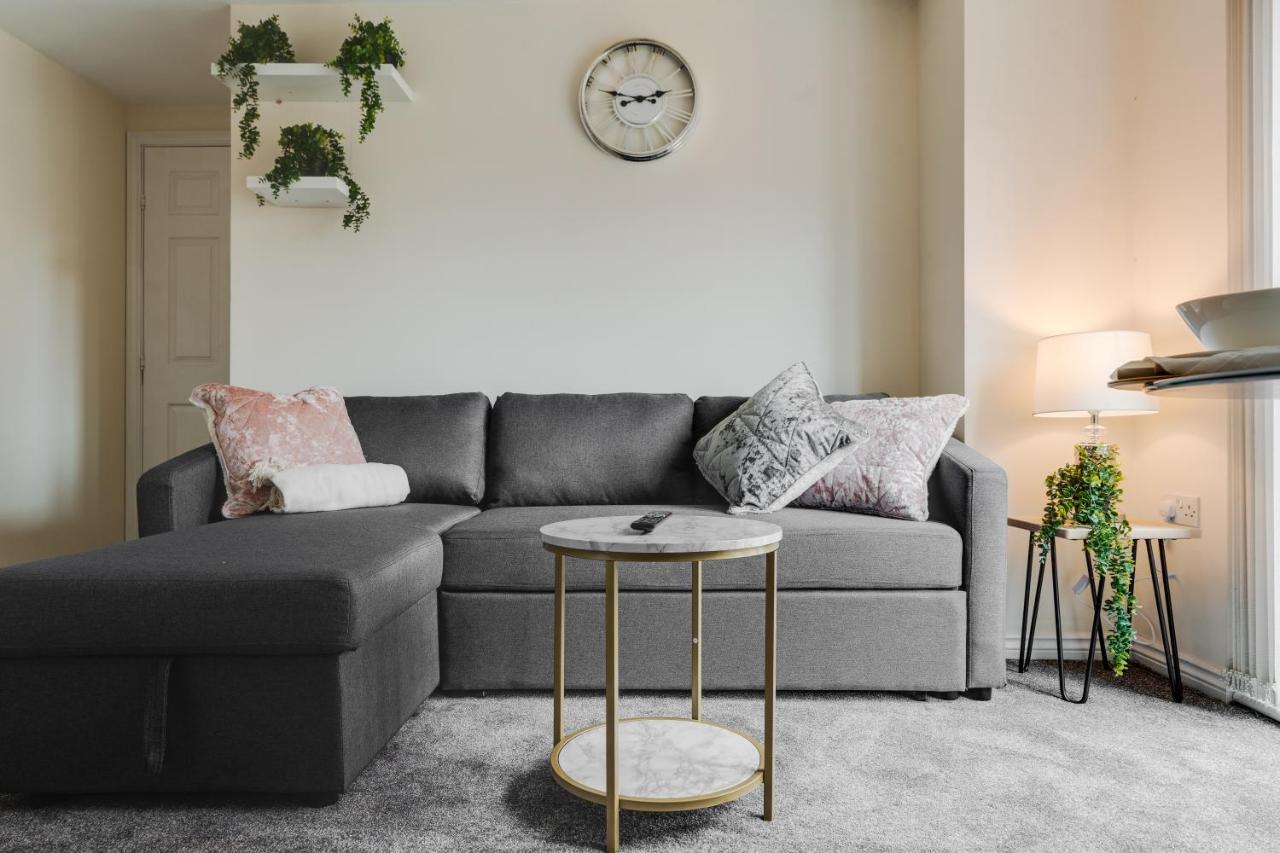 Stylish 2 Bed Flat Apartment