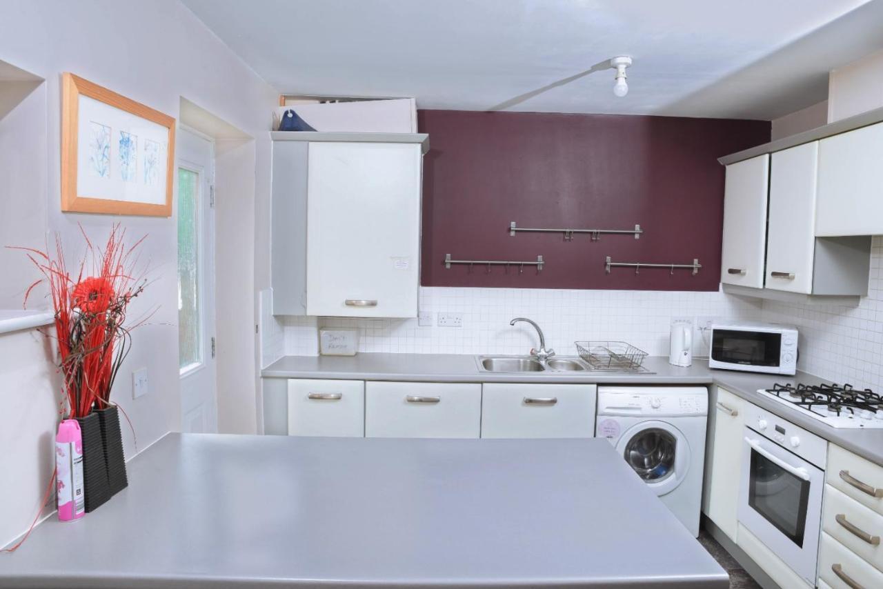 87 Rawsthorne Avenue Holiday home Manchester