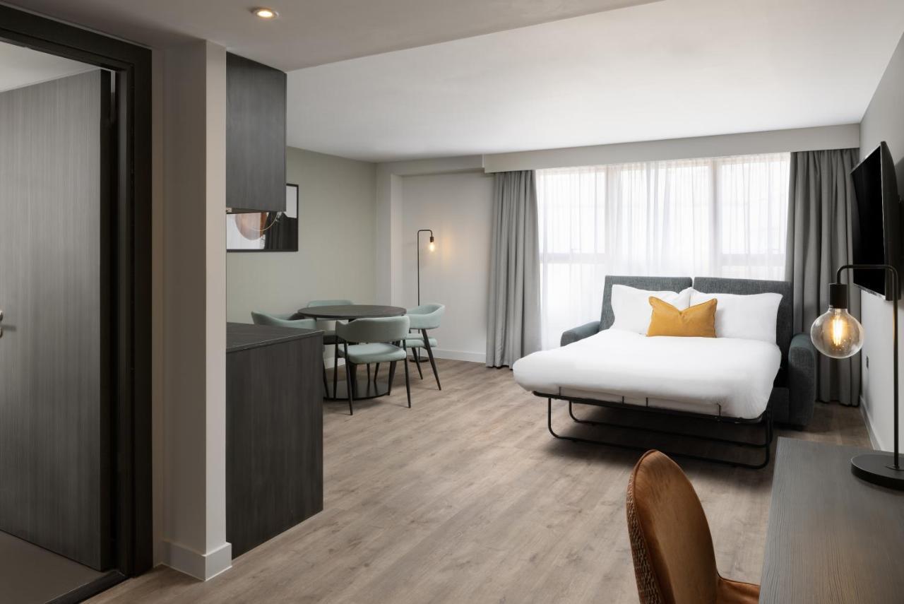 By Marriott Piccadilly Hotel Manchester
