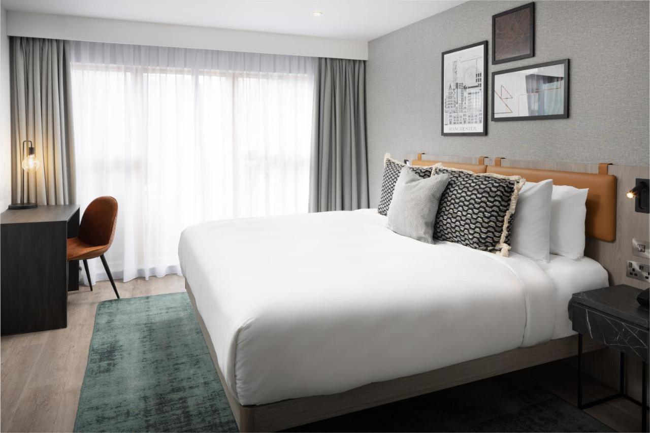 By Marriott Piccadilly Hotel