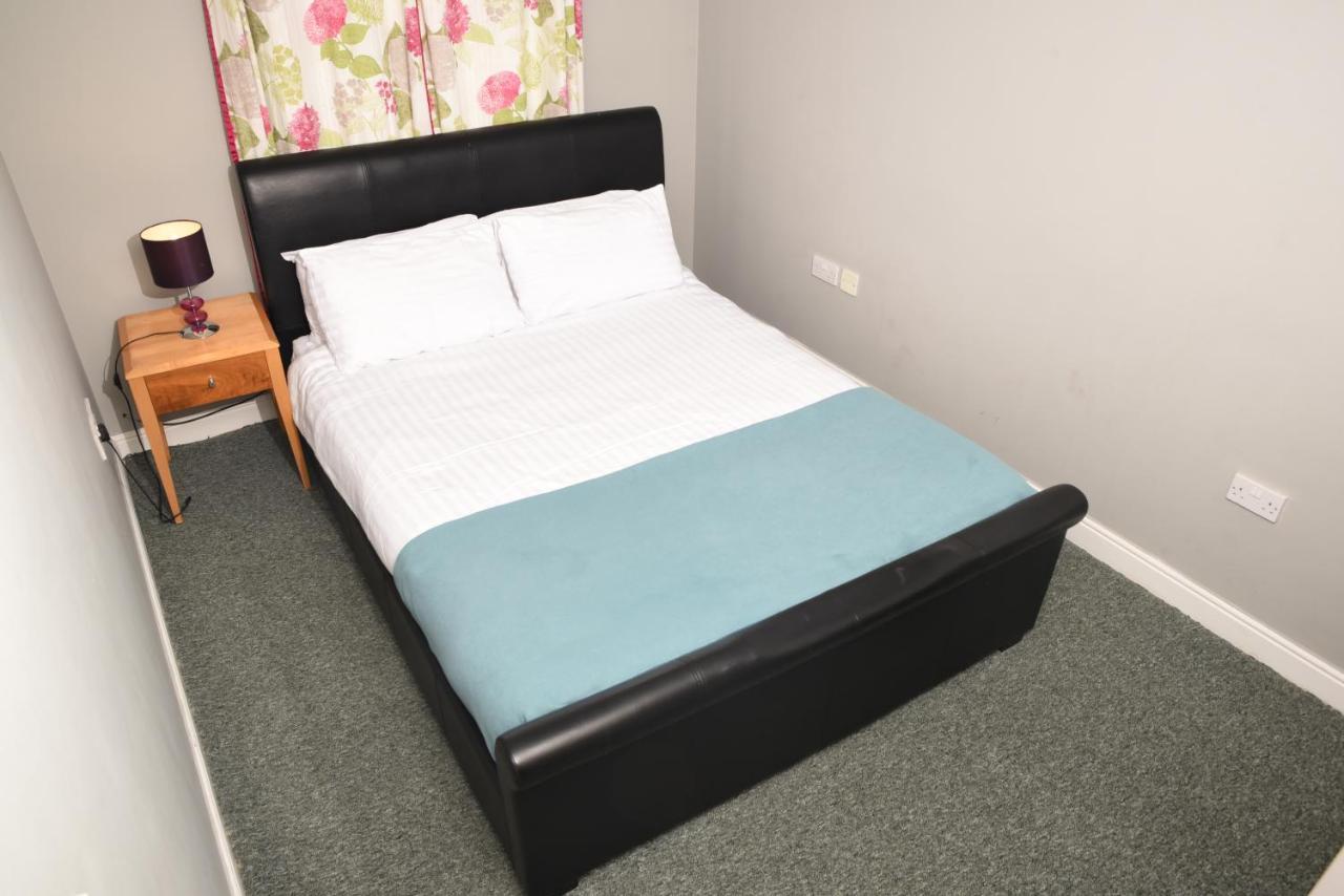 87 Rawsthorne Avenue Manchester