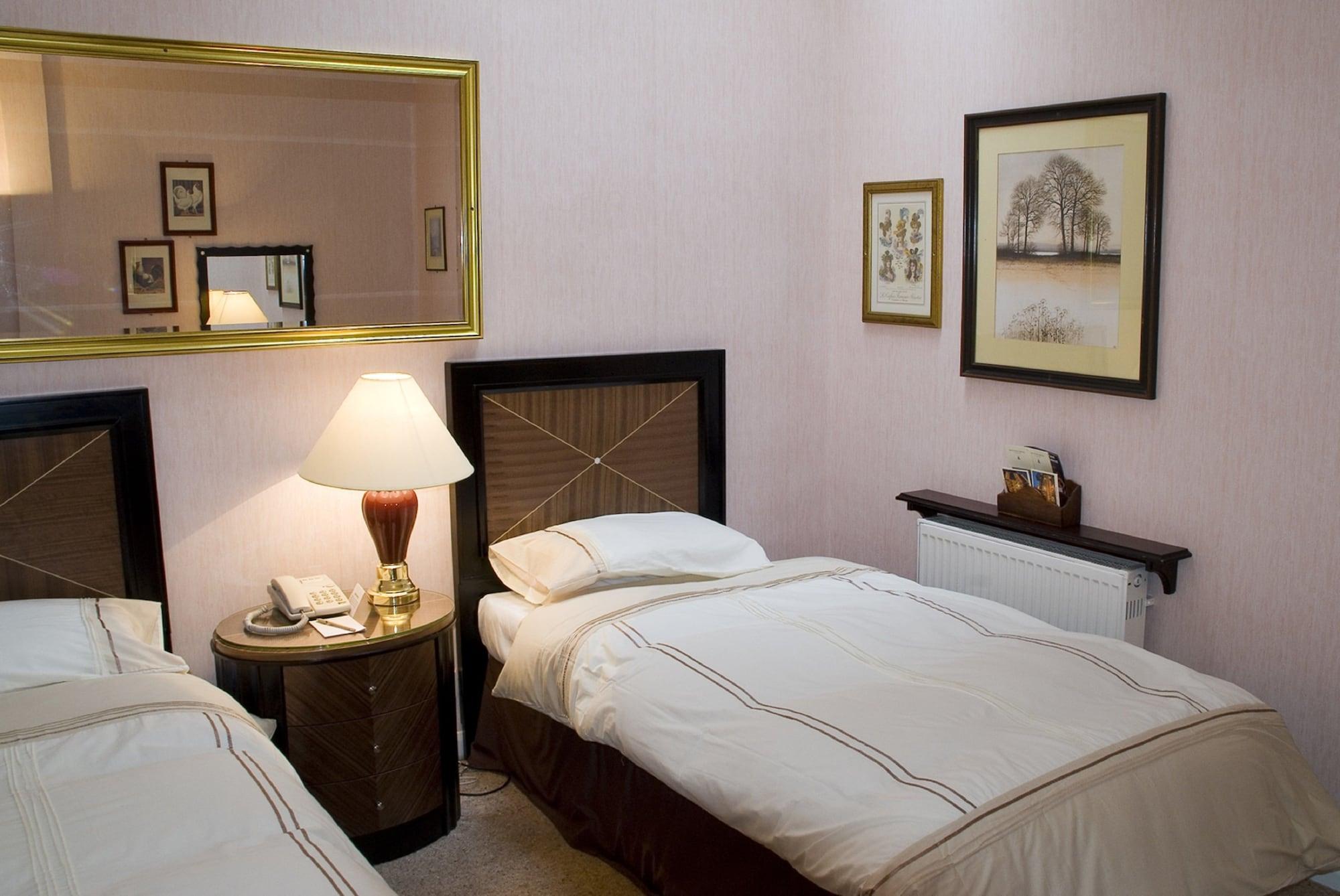 Hotel Britannia Centre 3*