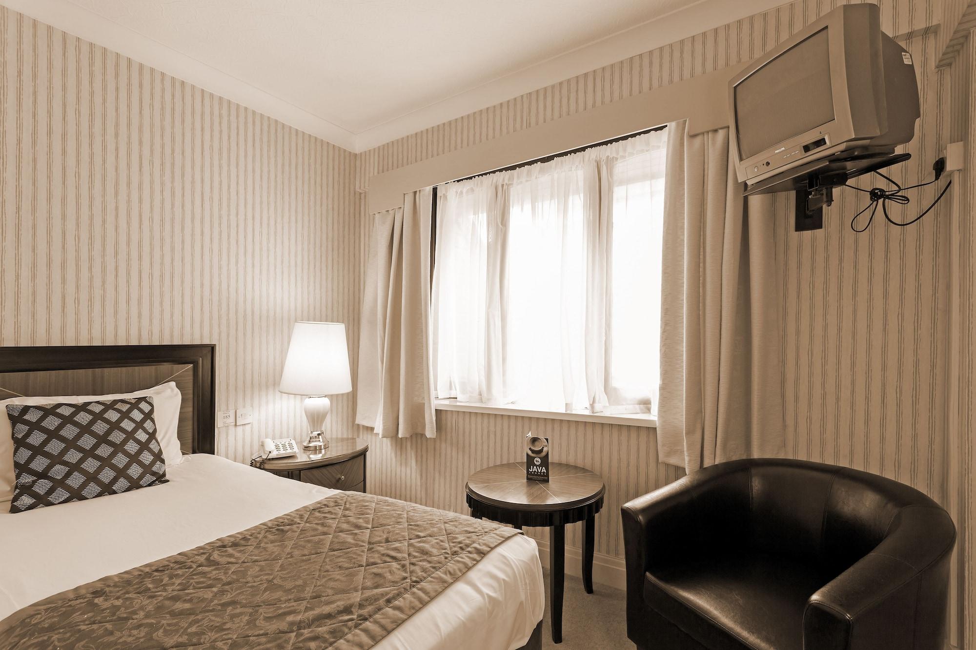 Britannia & Hotel
