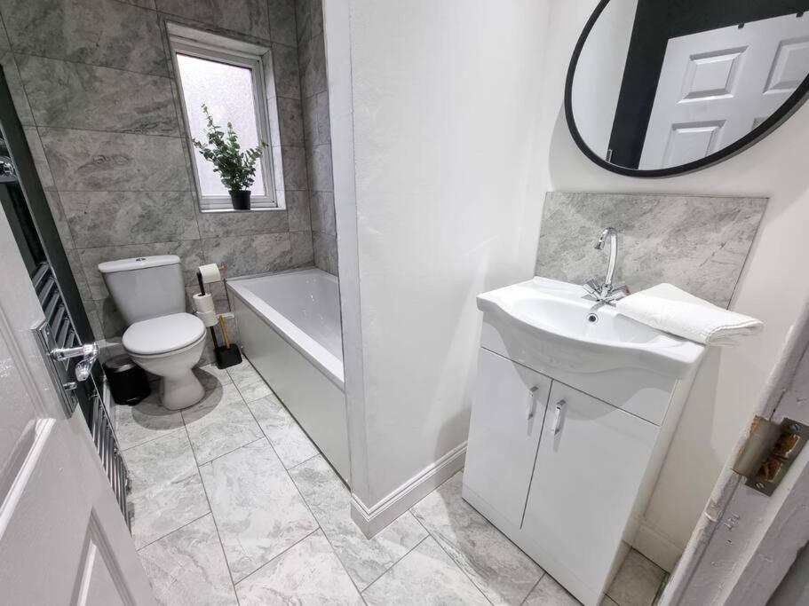 3 Bedroom Close To Mcr Centre * Manchester