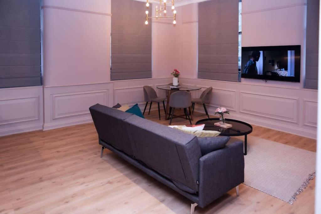 Luxurious Stunning 2bedroom