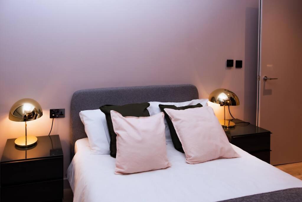 Luxurious Stunning 2bedroom *