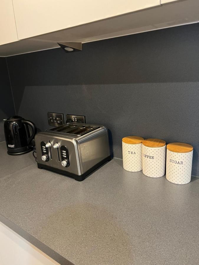Stunning Centre Apartment! Ideal For Small Groups * Manchester