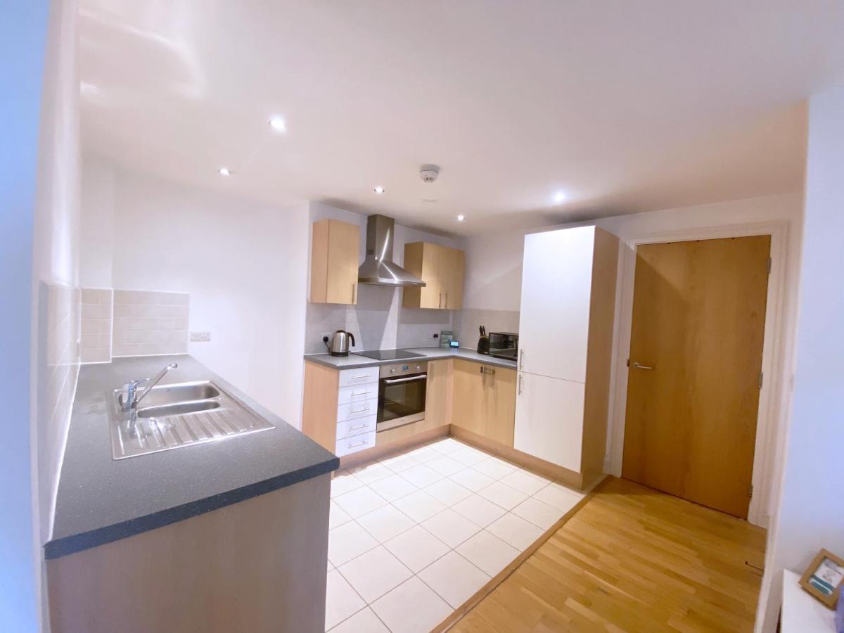 2bed Homely Hideout In City Centre Apartment Manchester
