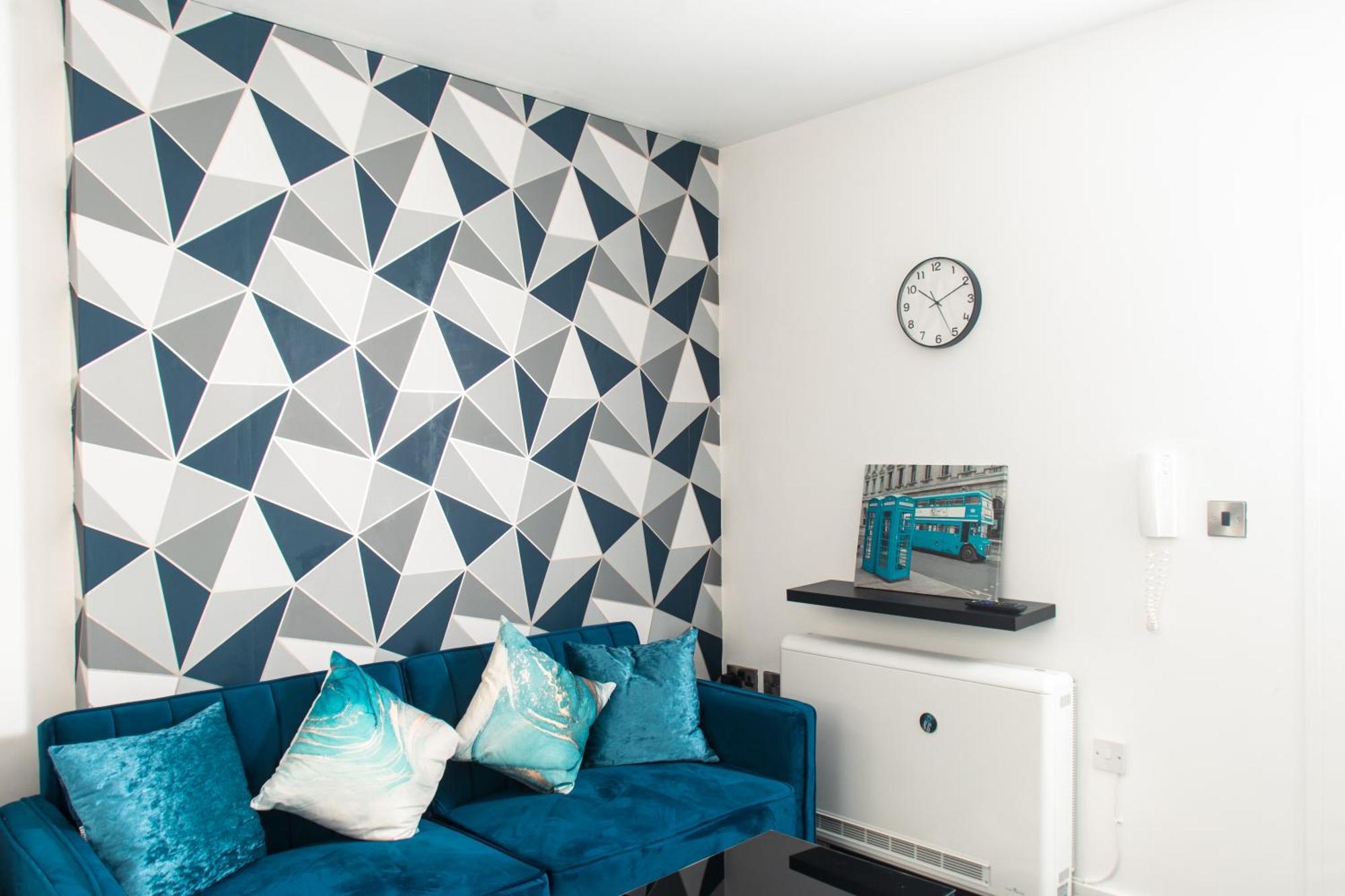 Apartment Bright And Stylish - 2 Bedroom - Free Parking, Transit Links, Close To Stadiums *