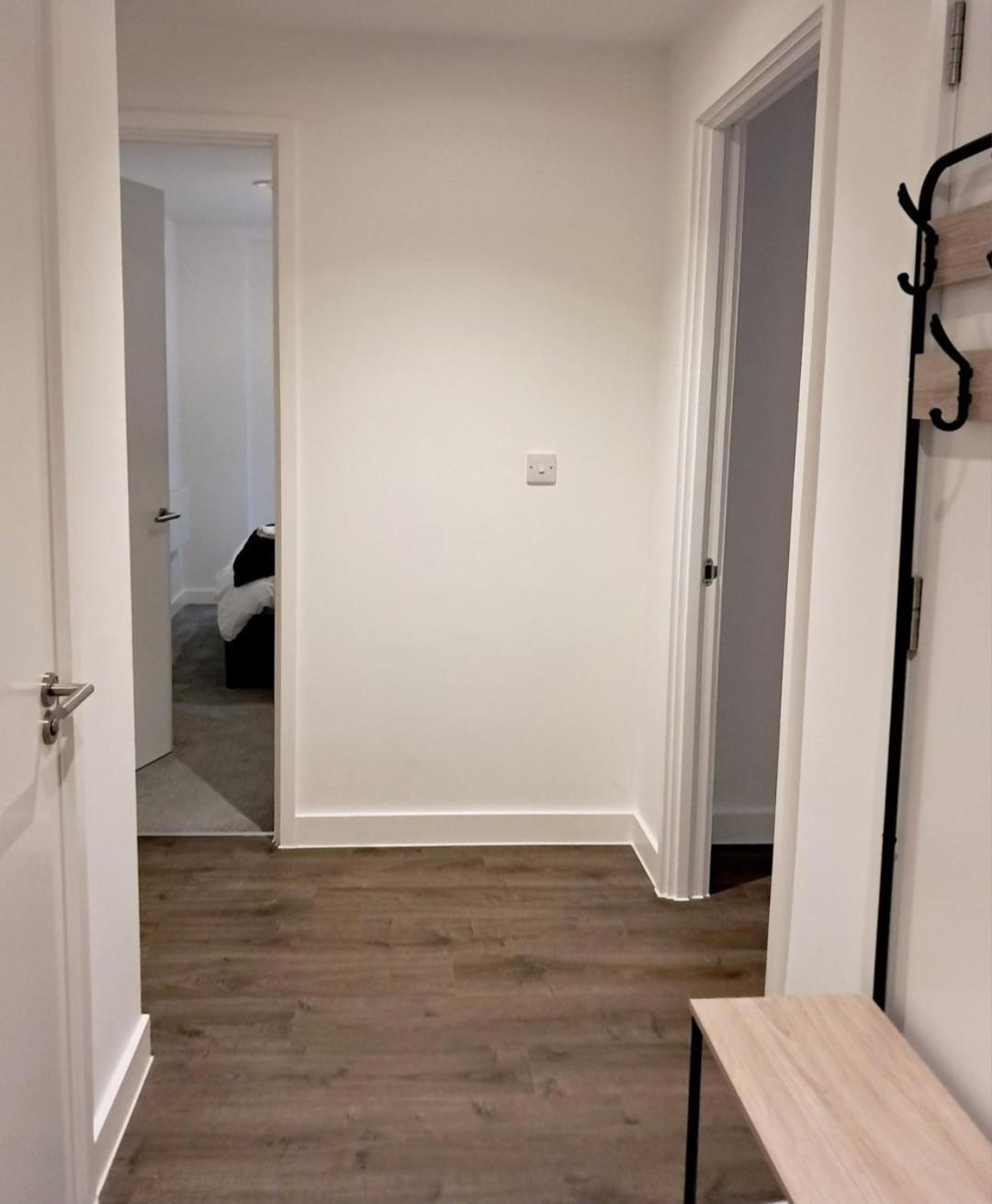 Balcony, Waterfront, En-suite, Roof Terrace, Yogo Exercise Studio, City Views Salford Manchester