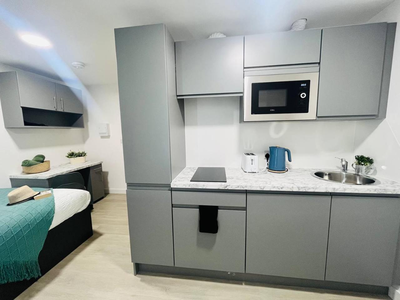 Stretford Sanctuary: Stylish Studio * Manchester