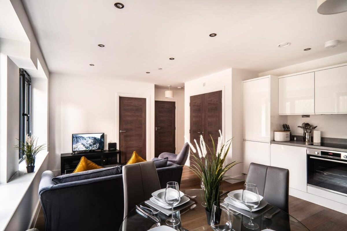 Apartment Stayzeni, Alexandra Rise Roomy 1 Bed