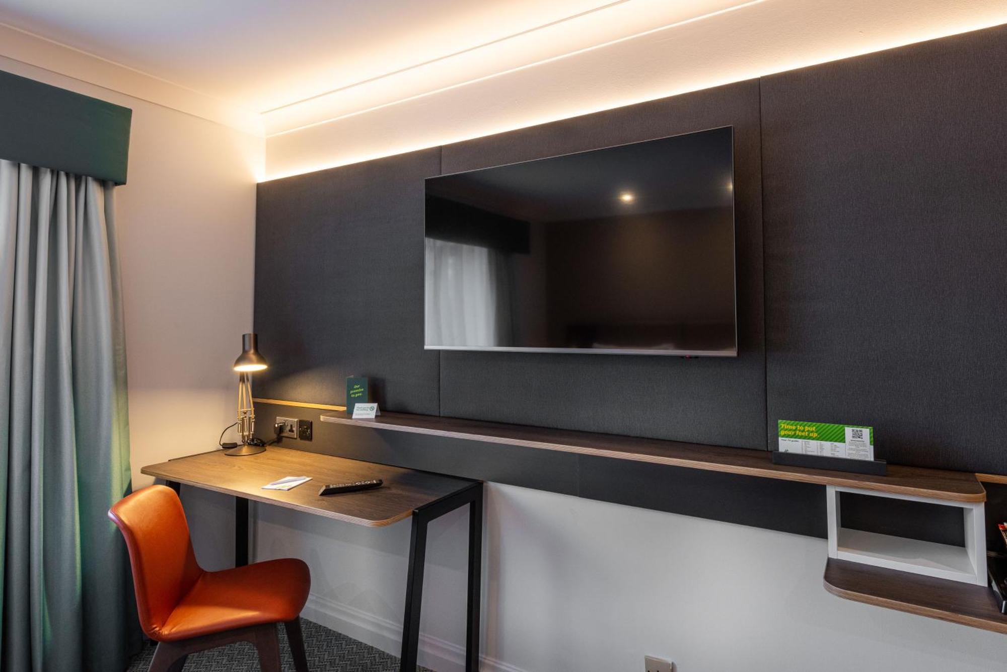 Hotel - - Oldham By Ihg