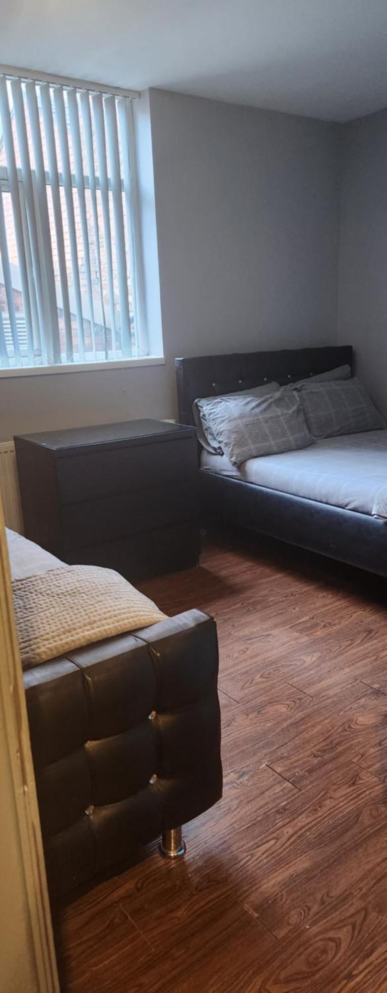 Lewis In The Heart Of The Northern Quarter Sleeps Up To 12 *