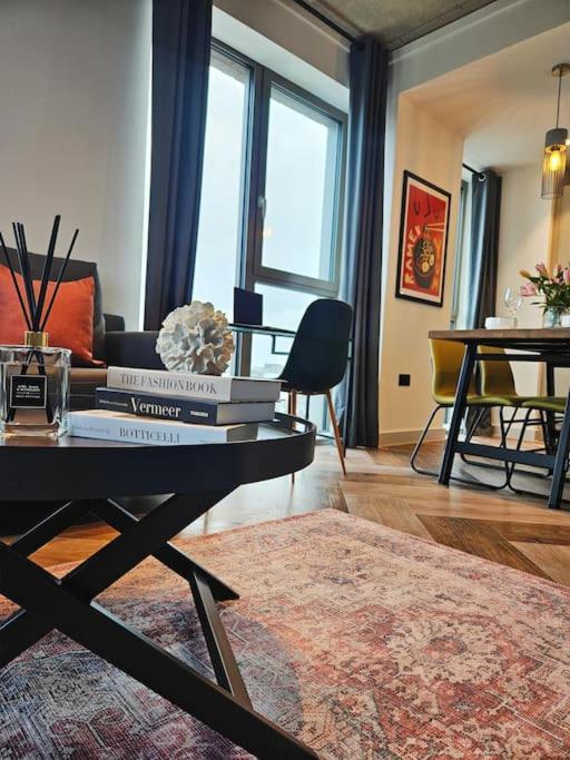 Luxury Ancoats 2br, 2 Showers - Stunning Views - Ideal For Leisure And Long Enquiries * Manchester