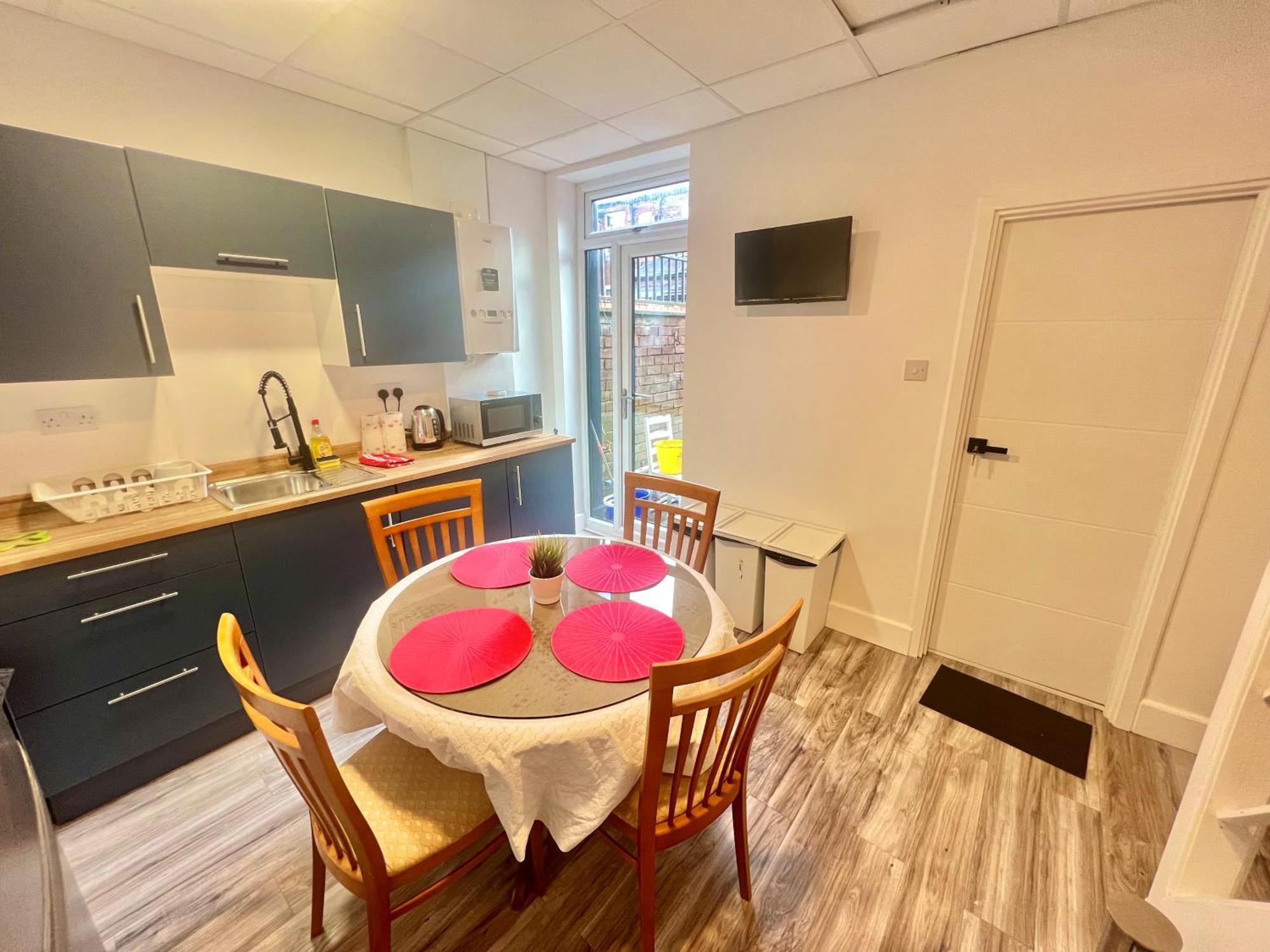 Lux En-suite - Center - Coop Arena Guest house Manchester