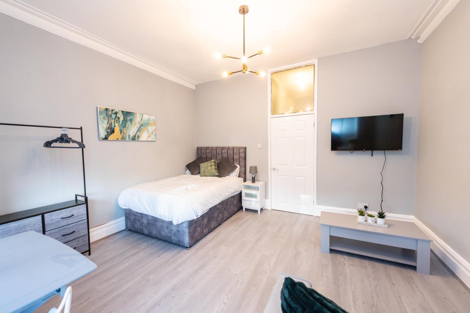 Benoit Apartment