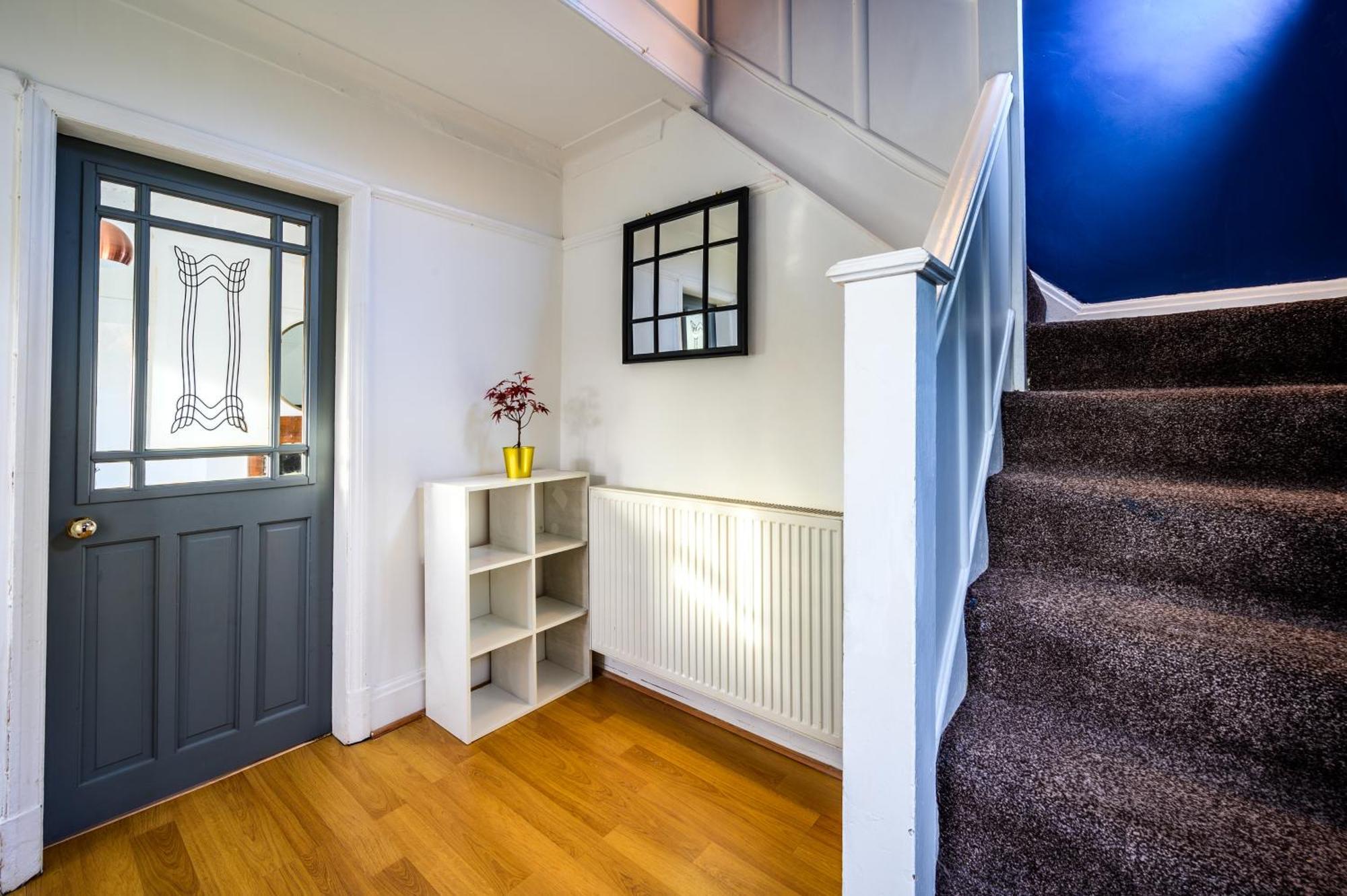 Serviced Northernnightzzz - The Bank Holiday home Manchester