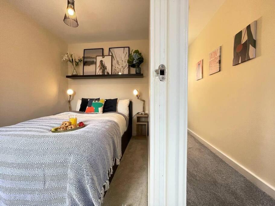 Apartment Stylish In Vibrant Salford, Manchester! *
