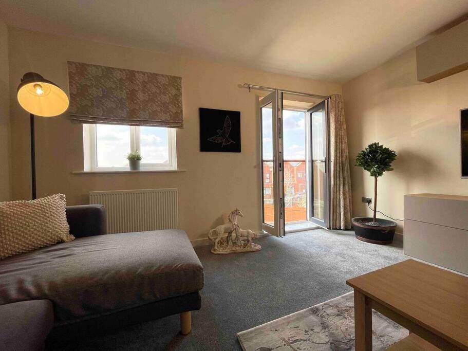 Apartment Stylish In Vibrant Salford, Manchester! *