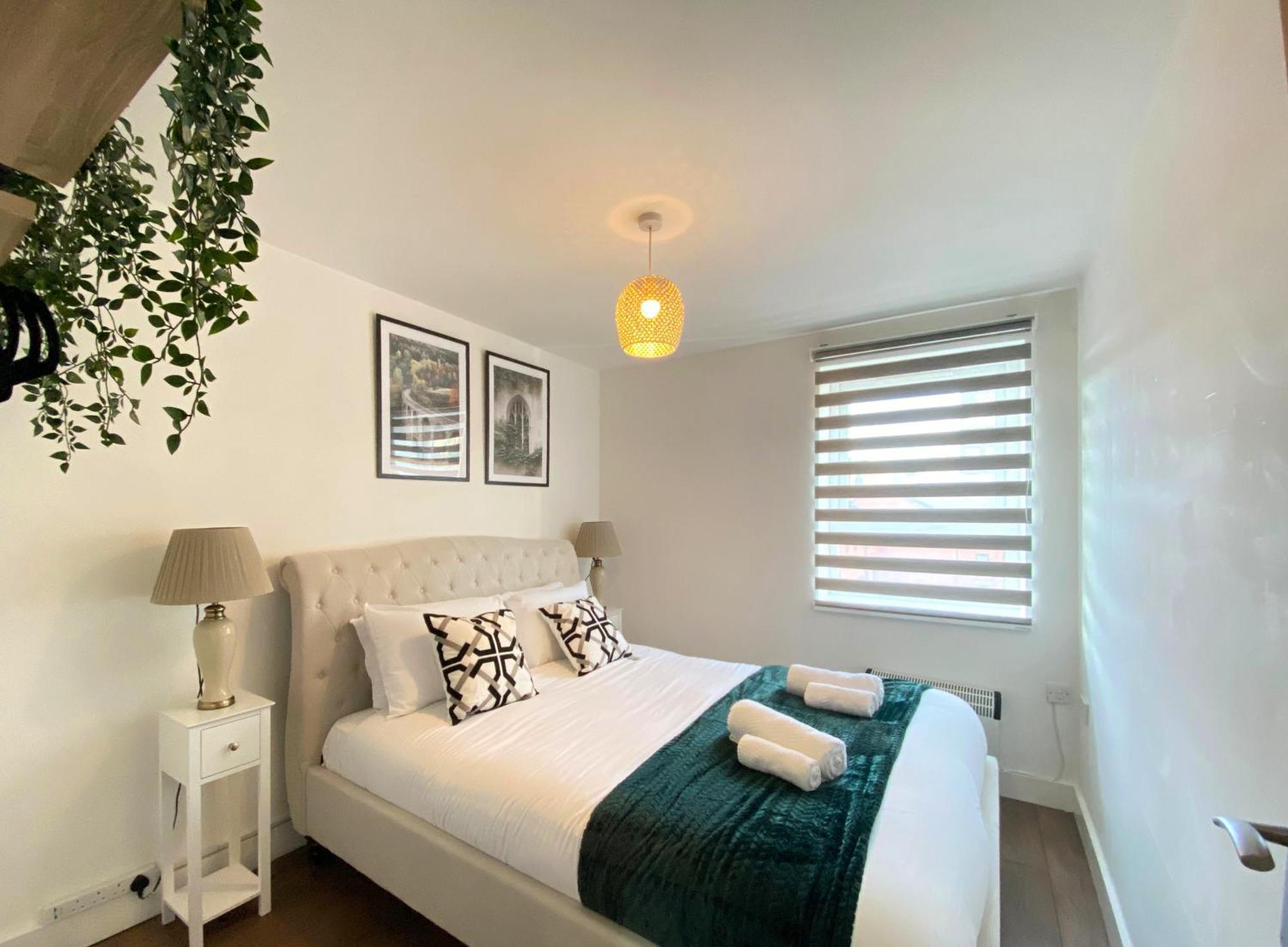 By Bevolve - Centre Apartment Manchester