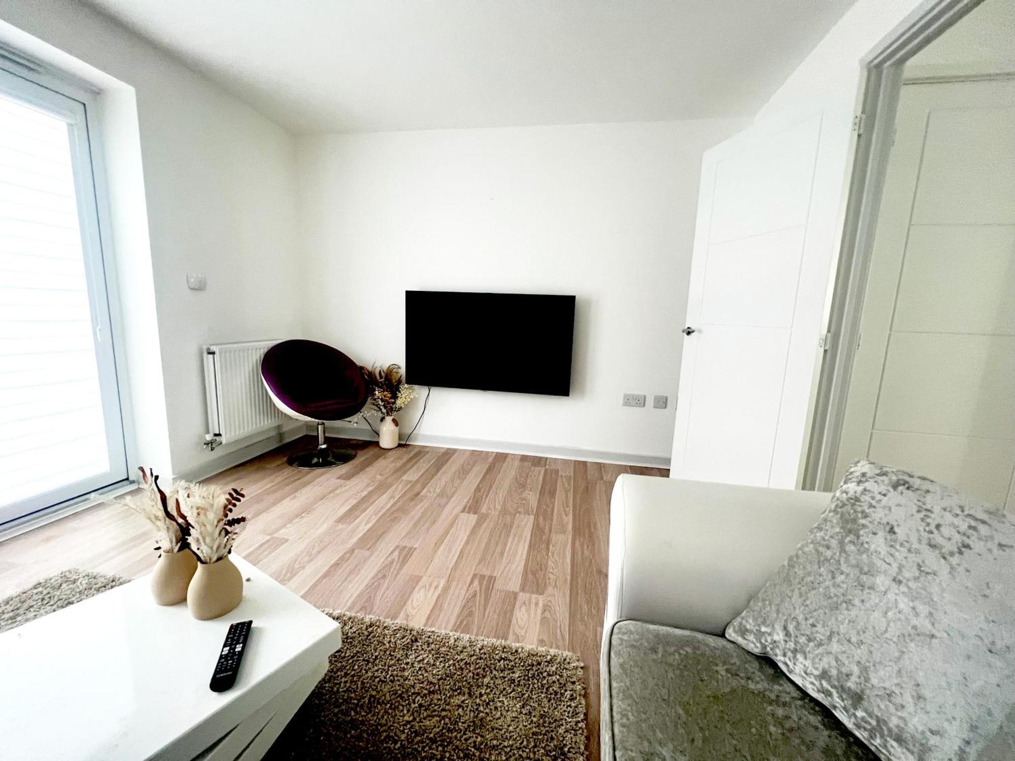 Villa Ludlow Close