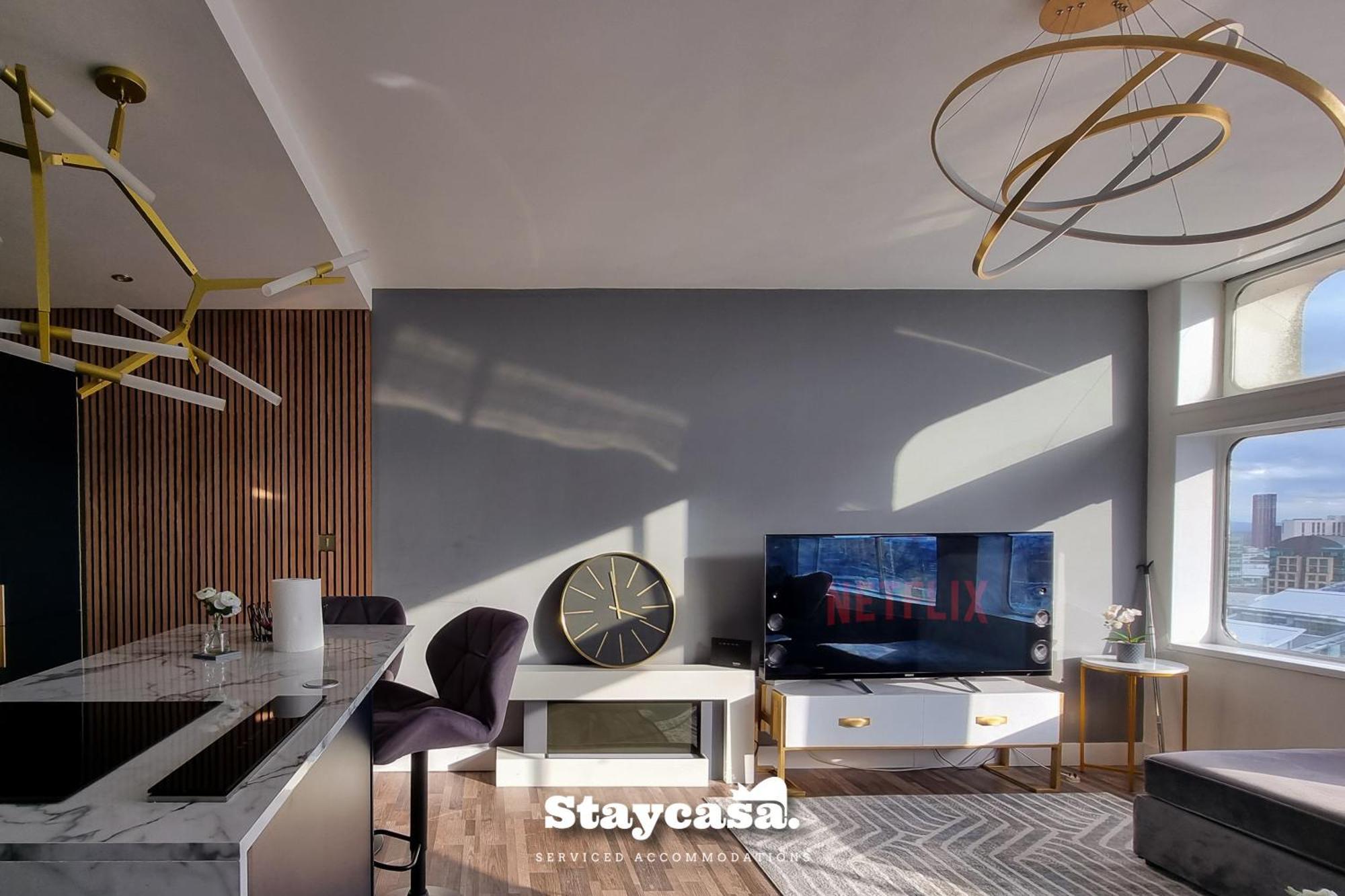 Luxury Penthouse Skyline 23rd Floor Apartment