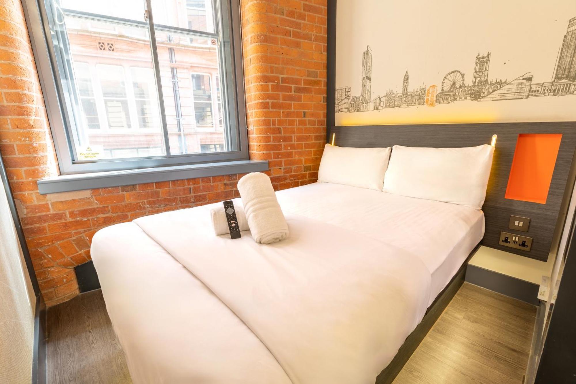 Easyhotel Hotel 2*